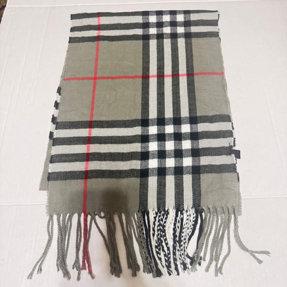 Unbranded Plaid Check Scarf Grey Black White Red Fringe Acrylic‎ Winter Wrap